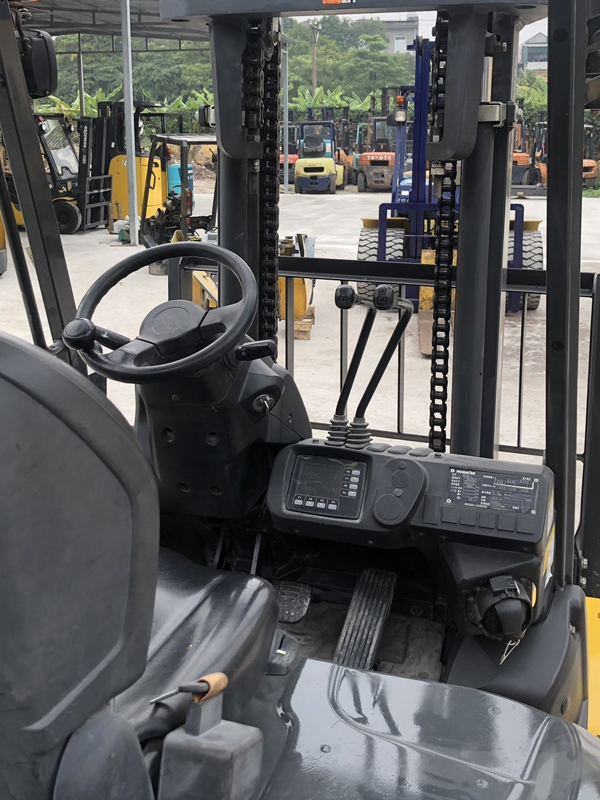 Xe nâng điện 3.0 tấn pin khô sạc nhanh Komatsu FE30-1 - Ảnh 5