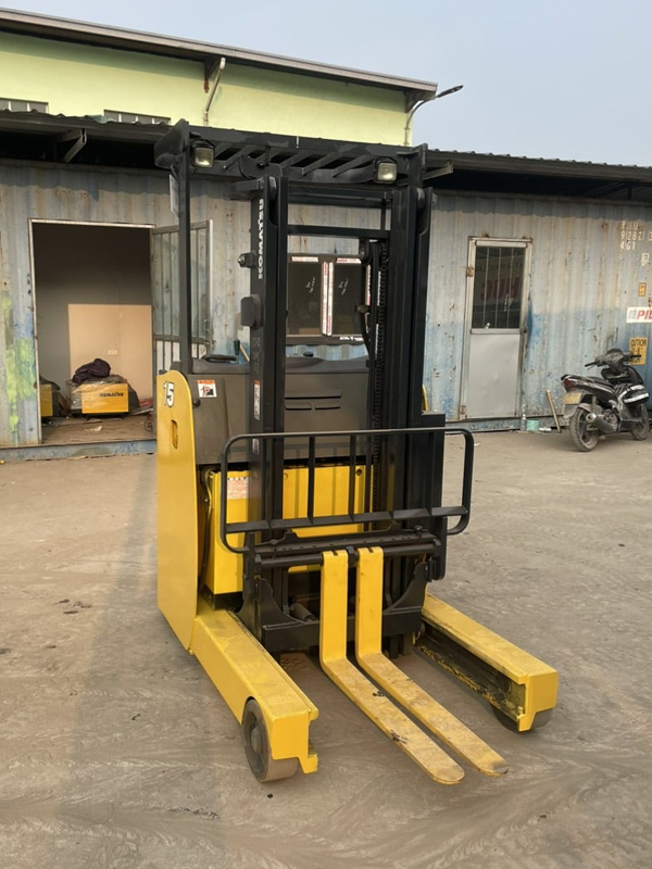 Xe nâng điện đứng lái 1.5 tấn Komatsu FB15RL-15 - Ảnh 7