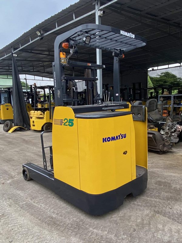 Xe nâng điện đứng lái 2.5 tấn Komatsu FB25RN-4