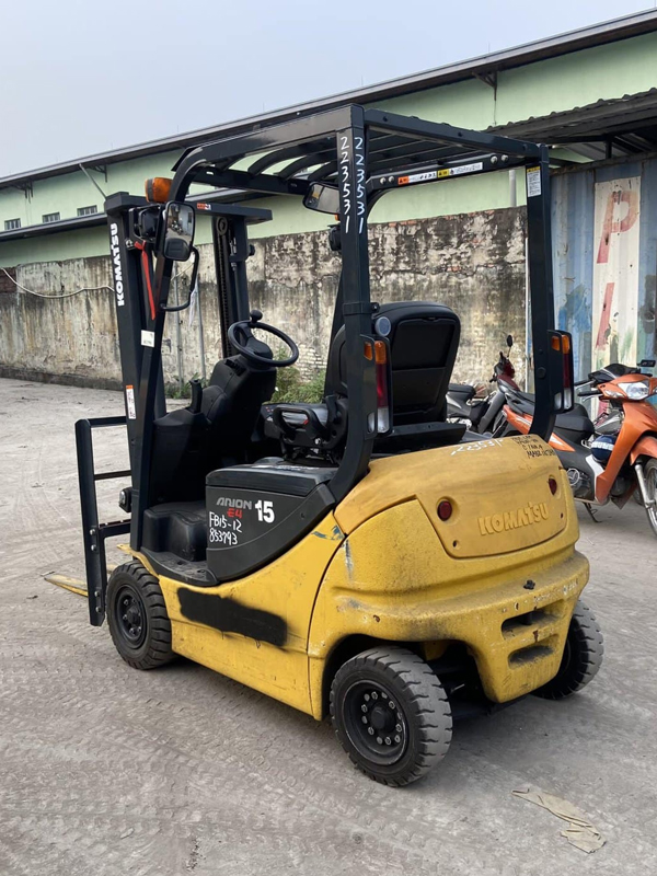 Xe nâng điện ngồi lái 1,5 tấn Komatsu FB15-12 - Ảnh 8