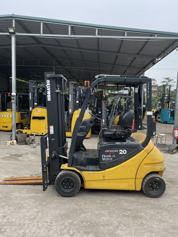 Xe nâng điện ngồi lái 2 tấn Komatsu FB20A-12 #852520