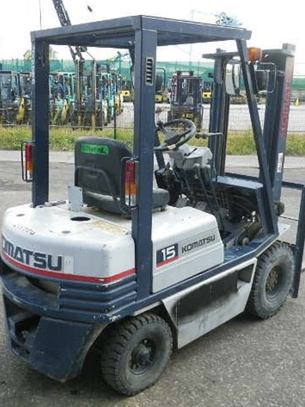 Xe nâng xăng ngồi lái Komatsu 1.5 tấn FG15L-15