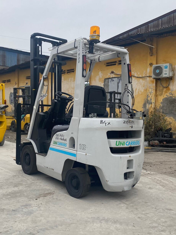 Xe nâng xăng/gas 1.8 tấn Unicarriers EBT-P1F1 - Ảnh 4