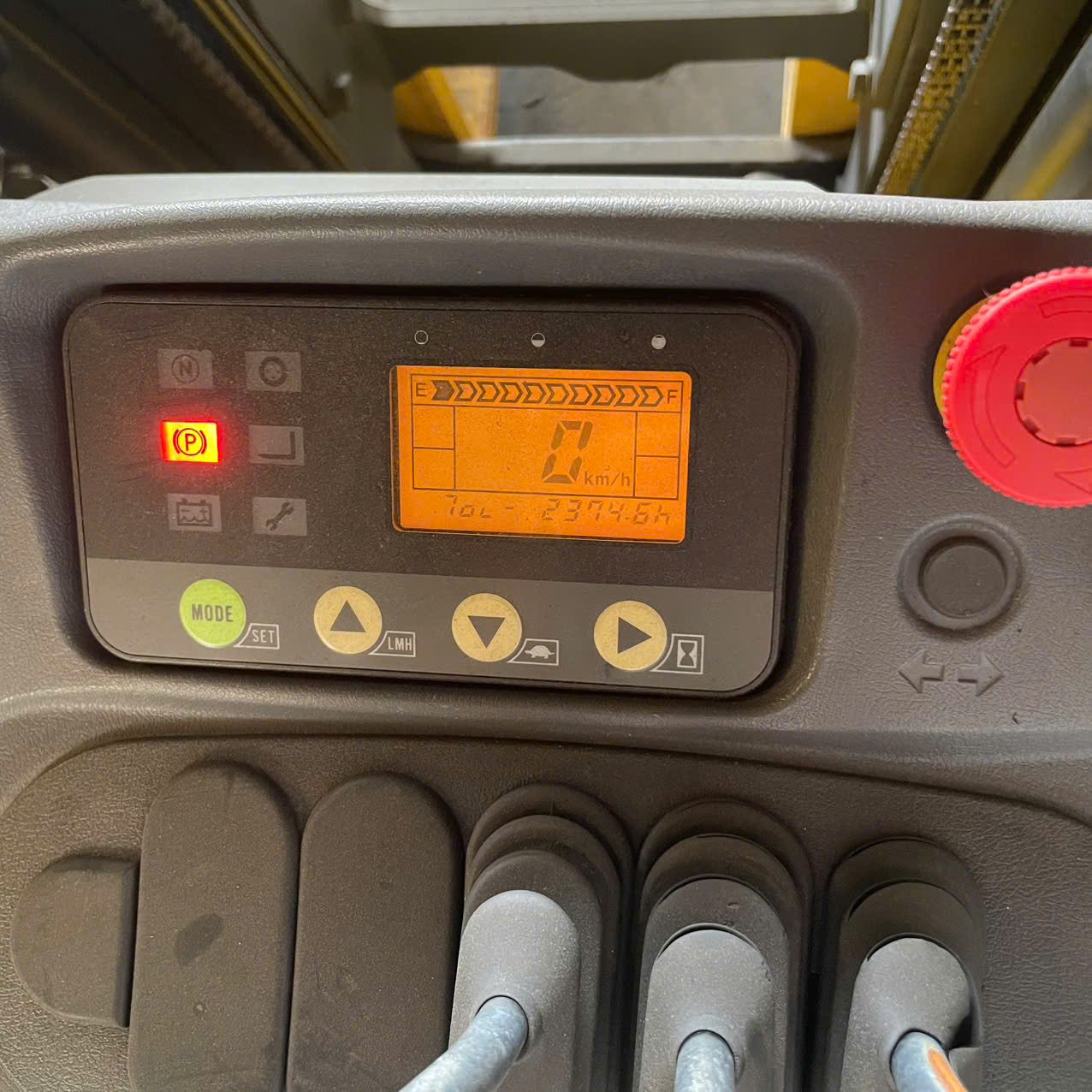 Xe nâng điện Komatsu 1.5 tấn FB15RLF-15 (160524) - Ảnh 9