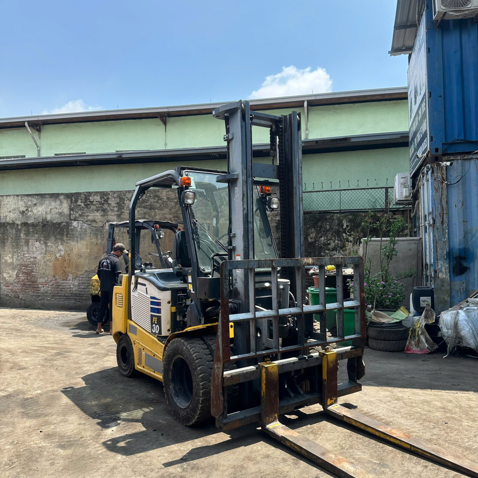 Xe nâng điện Komatsu 3 tấn FE30-1 (307033) - Ảnh 7