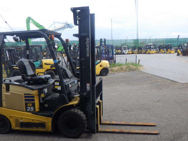 Xe nâng điện Komatsu 2.5 tấn FE25-1 (306745) - Ảnh 10