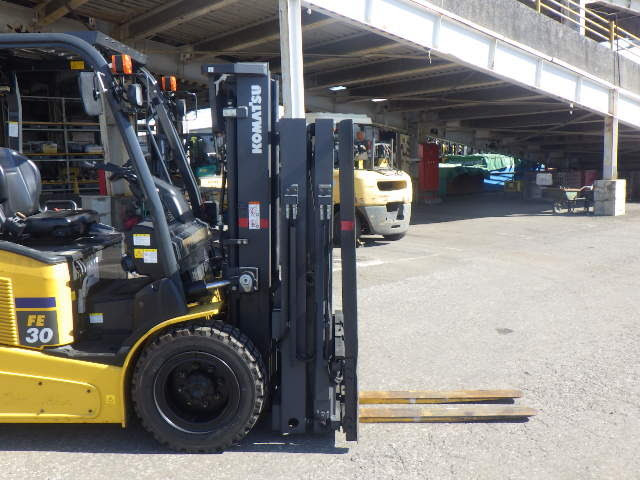 Xe nâng điện Komatsu 3.0 tấn FE30-1 (301206) - Ảnh 7