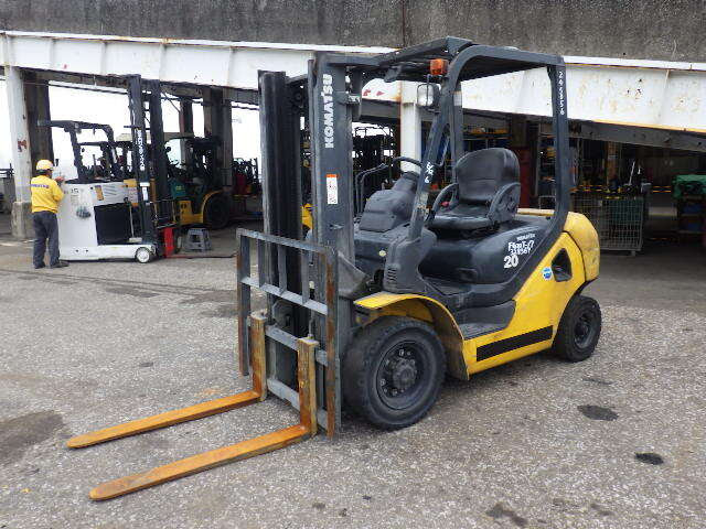 Xe nâng xăng Komatsu 2.0 tấn FG20T-17 - Ảnh 2