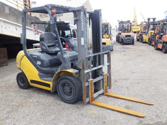 Xe nâng xăng Komatsu 2.0 tấn FG20T-17 - Ảnh 4