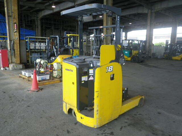 Xe nâng điên Komatsu 1.8 tấn FB18RL-15 (158643) - Ảnh 6