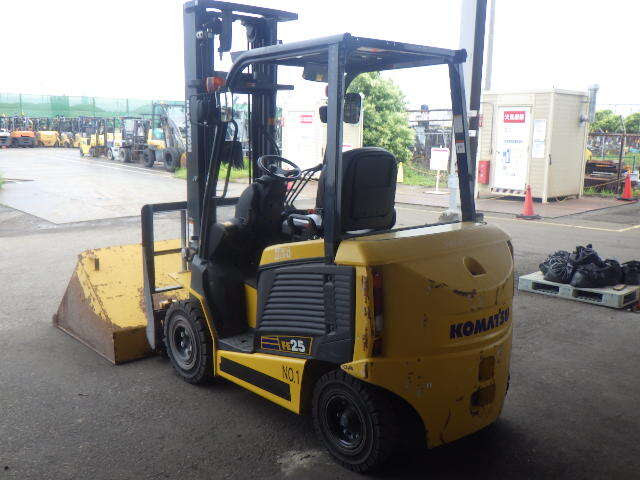 Xe nâng điện Komatsu 2.5 tấn FE25-2 (321595) sản xuất năm 2022 - Ảnh 9