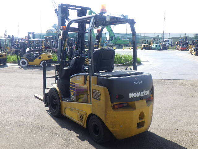 Xe nâng điện Komatsu 3 tấn FE30-1 (304411) - Ảnh 6