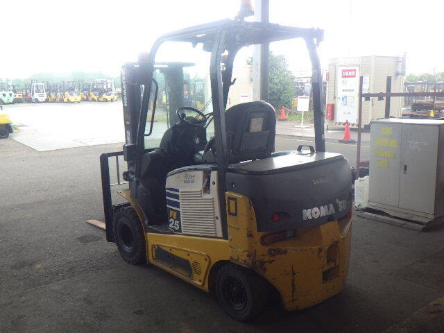 Xe nâng điện Komatsu 2.5 tấn FE25-300120 sản xuất năm 2014 - Ảnh 8