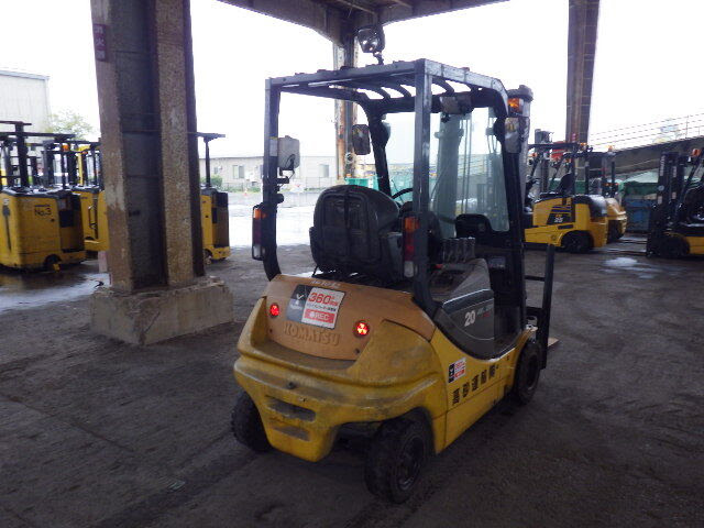 Xe nâng Komatsu 2.0 tấn FB20A-12 - Ảnh 11