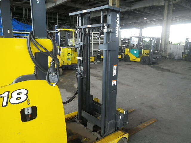 Xe nâng điên Komatsu 1.8 tấn FB18RL-15 (158643) - Ảnh 9