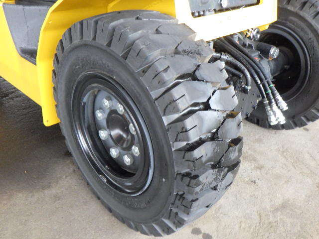 Xe nâng xăng Komatsu FG45TU-10 - Ảnh 8