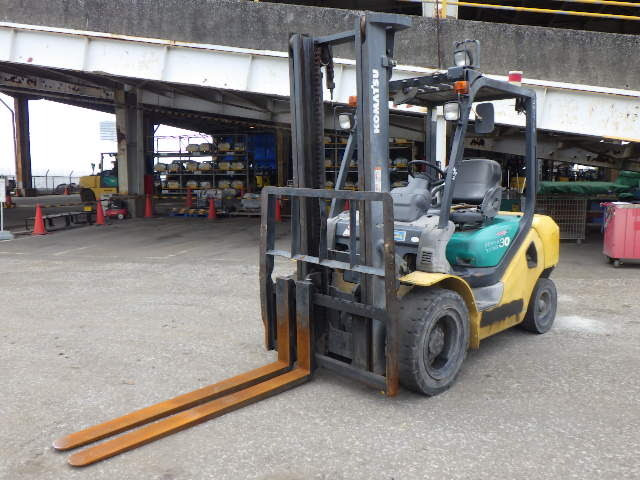 Xe nâng dầu Komatsu 3.0 tấn FD30-16 (715405)