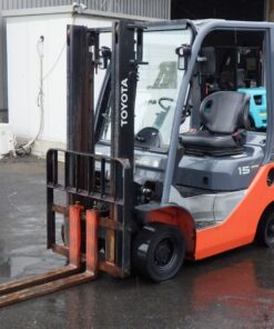Xe nâng dầu 1.5 tấn Toyota 02-8FDL15 serial A8FDL18-80069