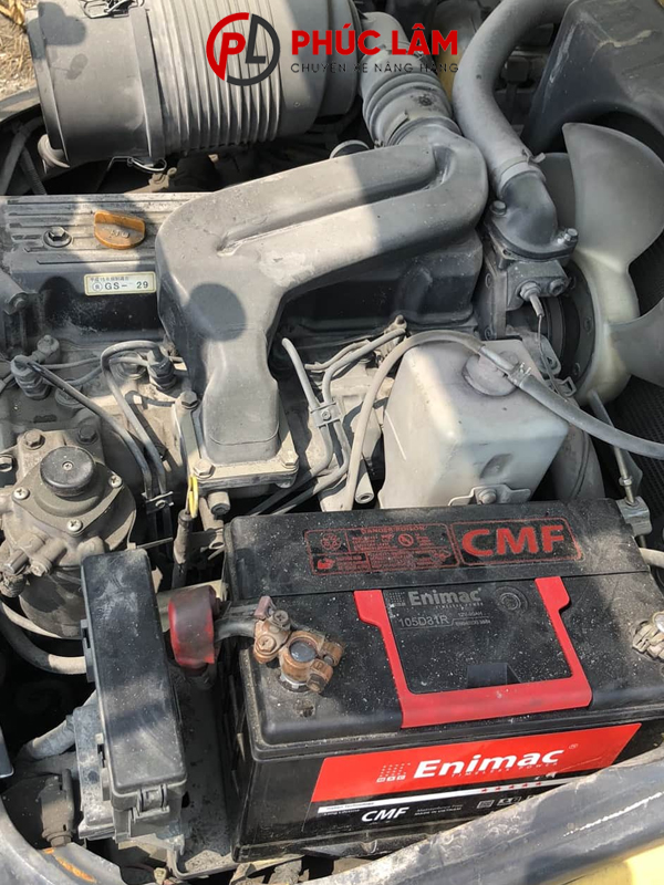 Xe nâng dầu 2.5 tấn Komatsu FD25W-15 3