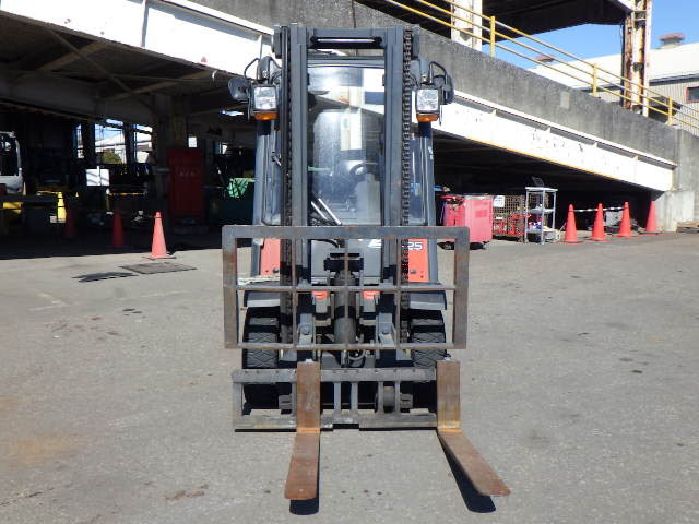 xenang-xe-nang-dau-2-5-tan-linde-h25d-01-serial-h2x392s04696-8.jpg