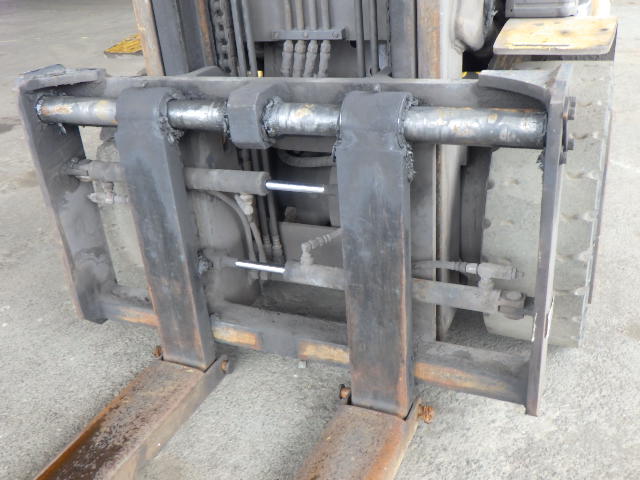 Xe nâng dầu 3.0 tấn Komatsu FD30T-17 serial 320594 - Ảnh 7