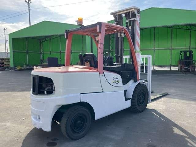xenang-xe-nang-dau-4-5-tan-sumimoto-21fd45pbxiii-4.jpg