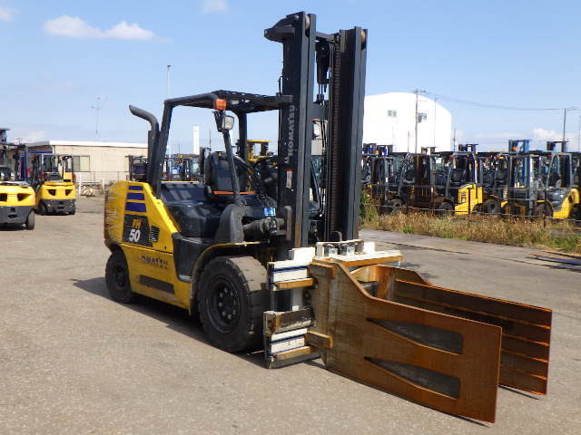 Xe nâng dầu 5.0 tấn Komatsu FH50-2 serial 141903