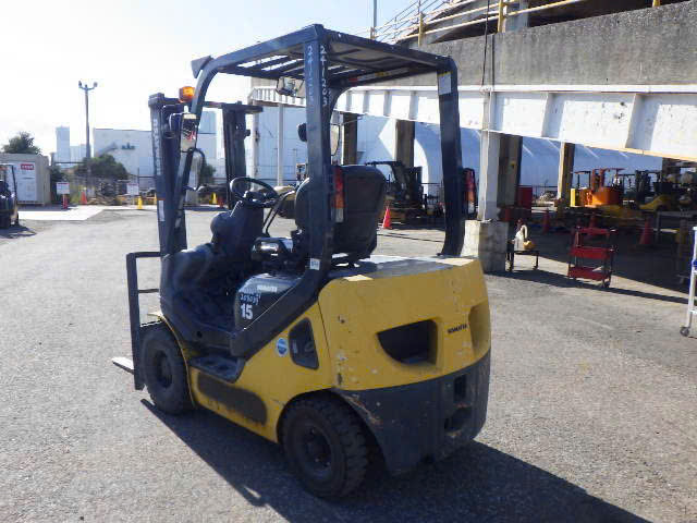 Xe nâng dầu Komatsu 1.5 tấn FD15C-21 - Ảnh 6