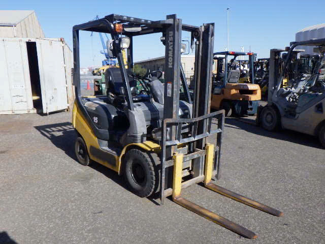 Xe nâng dầu Komatsu 1.5 tấn FD15C-21 - Ảnh 7