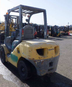 Xe nâng dầu Komatsu 3.0 tấn FD30C-15