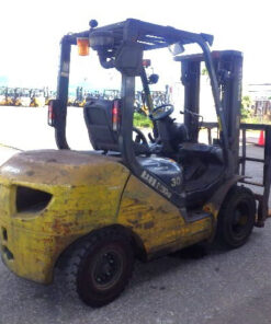 xenang-xe-nang-dau-komatsu-3-0-tan-fd30t-17-seri-323866-san-xuat-nam-2013-4.jpg