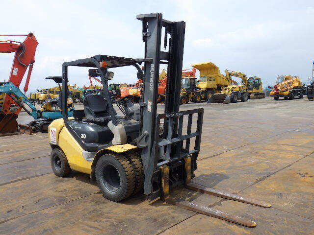Xe nâng dầu Komatsu 3 tấn FD30T-17 (326440)