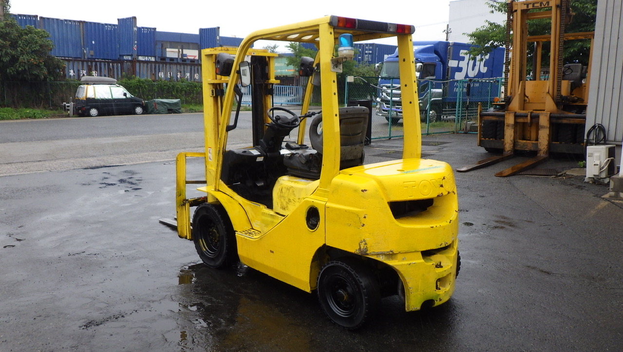 Xe nâng dầu TOYOTA 2 tấn Toyota 8FD20 seri 30950, sản xuất năm 2010 - Ảnh 3