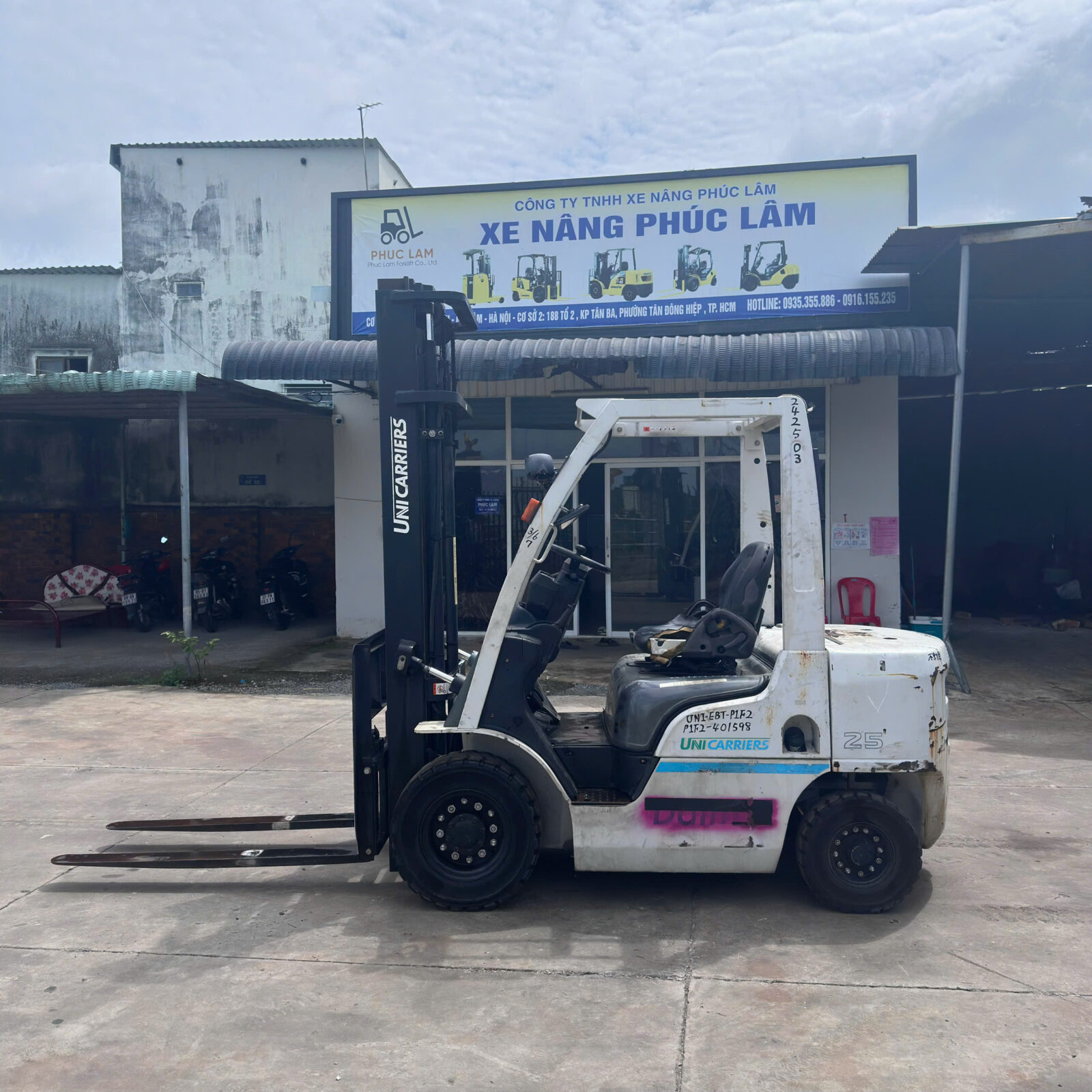 Xe nâng dầu Unicarriers 2.5 tấn P1F2A25J (401598) - Ảnh 2