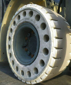 xenang-xe-nang-dien-2-5-tan-komatsu-fb25-12-serial-100181-6.jpg