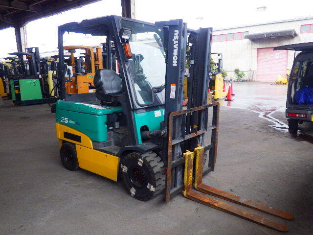 Xe nâng điện 2.5 tấn Komatsu FB25EX-11 serial 814885