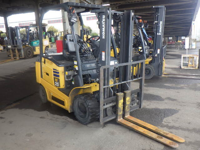 xenang-xe-nang-dien-2-5-tan-komatsu-fe25-1-serial-302820-9.jpg