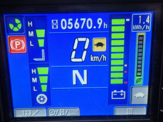 xenang-xe-nang-dien-2-5-tan-komatsu-fe25-1-serial-305562-13.jpg