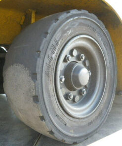 xenang-xe-nang-dien-2-5-tan-komatsu-fe25-1-serial-305926-10.jpg