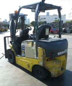xenang-xe-nang-dien-2-5-tan-komatsu-fe25-1-serial-305926-4.jpg