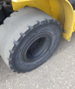 xenang-xe-nang-dien-2-5-tan-komatsu-fe25-1-serial-306239-5.jpg