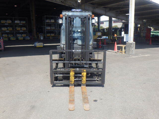 xenang-xe-nang-dien-2-5-tan-komatsu-fe25h-1-serial-307500-7.jpg