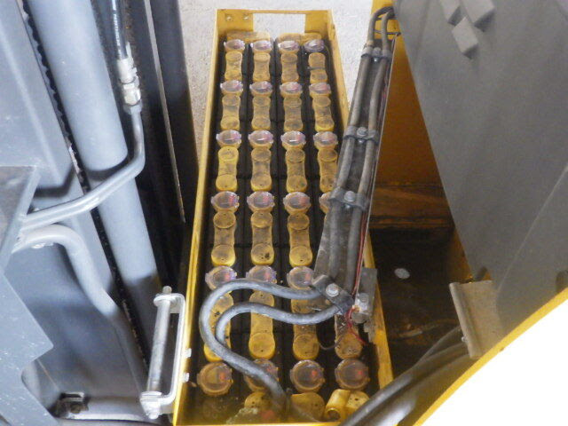 xenang-xe-nang-dien-dung-lai-1-0-tan-komatsu-fb10rp-14-serial-144731-5.jpg