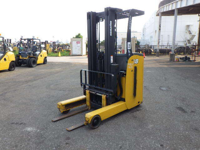 xenang-xe-nang-dien-dung-lai-1-8-tan-komatsu-fb18rl-14-146331-10.jpg