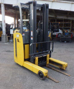 Xe nâng điện đứng lái 1.8 tấn Komatsu FB18RL-14 serial 146331