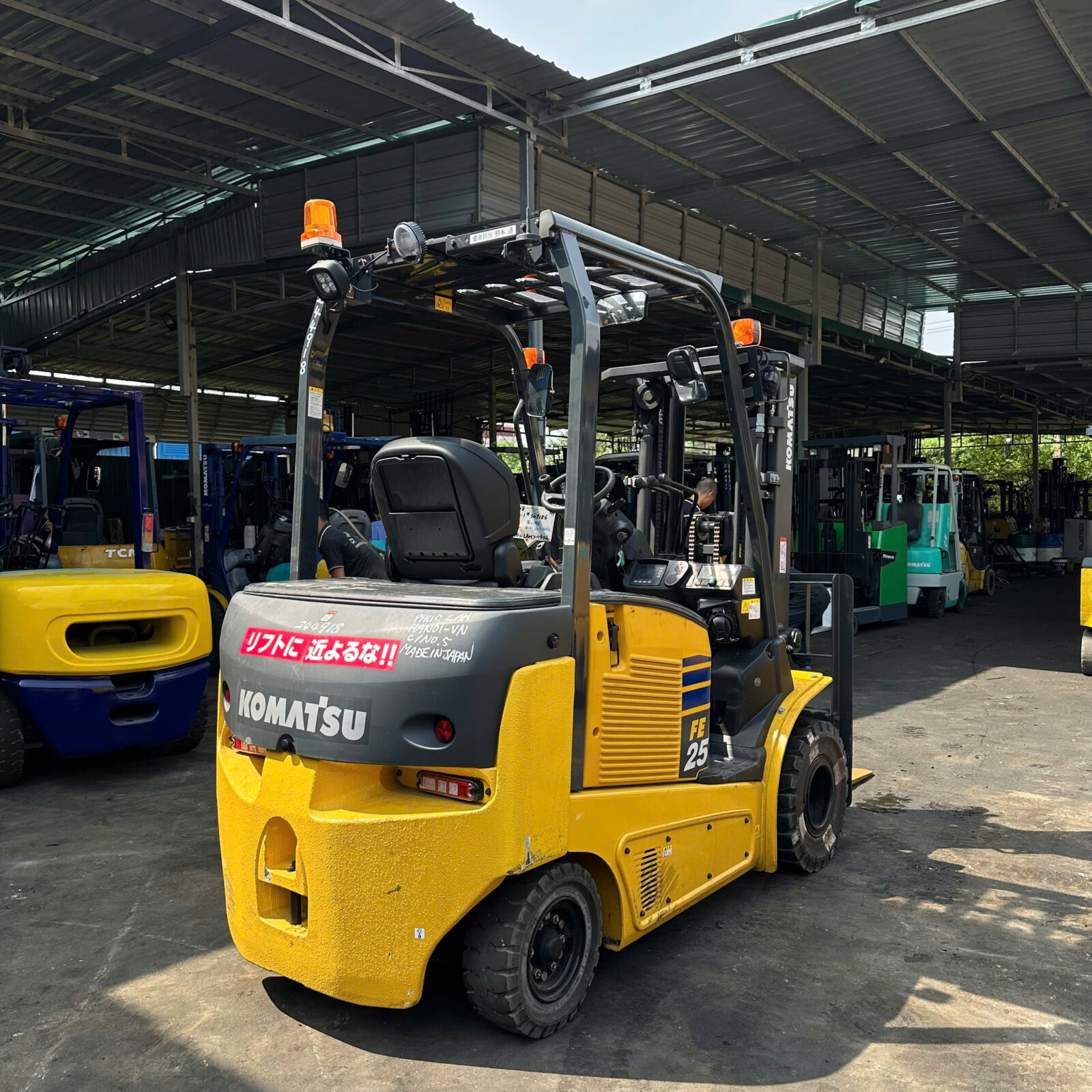 Xe nâng điện Koamatsu 2.5 tấn FE25-1 (309186), sản xuất năm 2020 - Ảnh 7