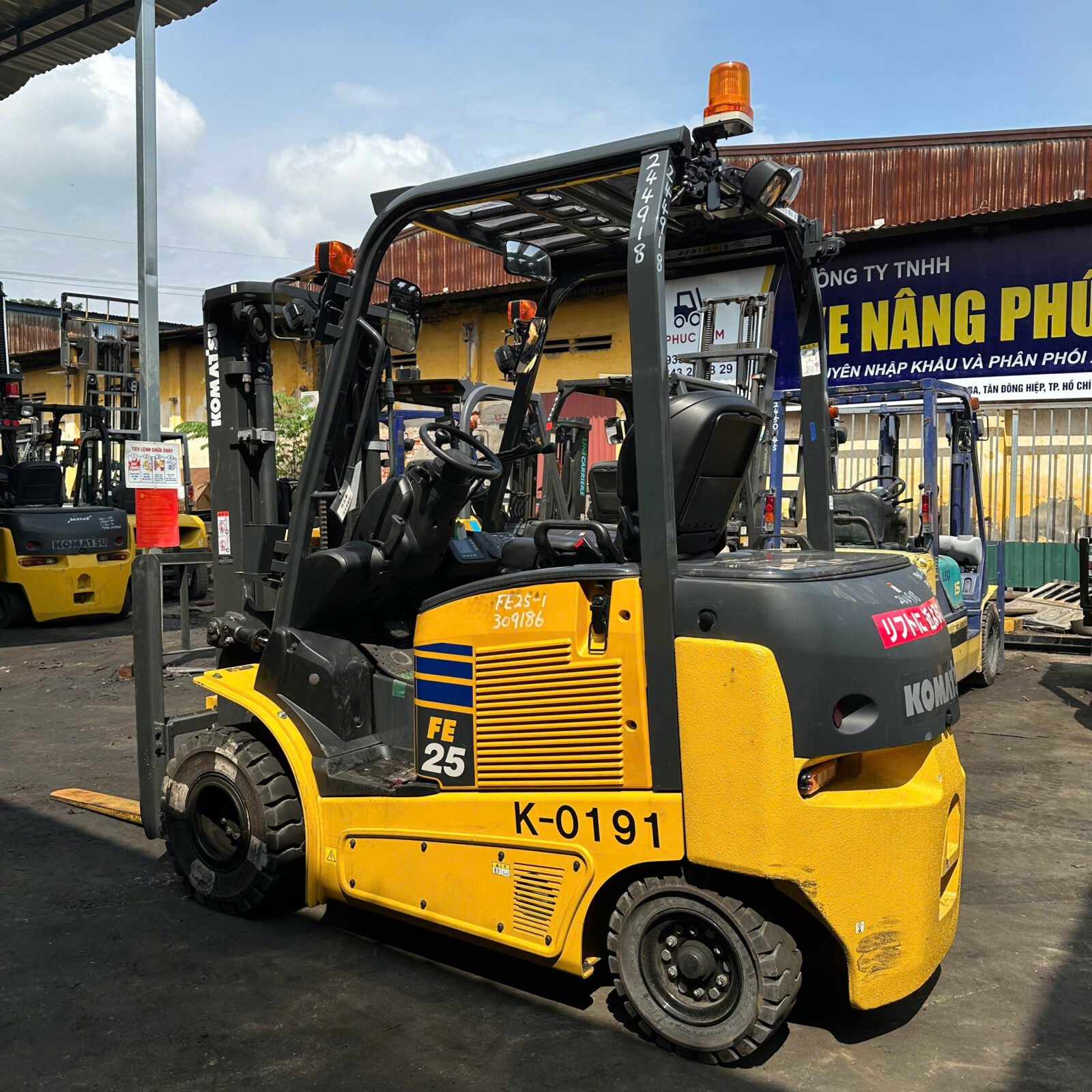 Xe nâng điện Koamatsu 2.5 tấn FE25-1 (309186), sản xuất năm 2020 - Ảnh 8