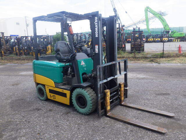 xenang-xe-nang-dien-komatsu-2-5-tan-fb25ex-11-seri-819245-san-xuat-nam-2011-4.jpg