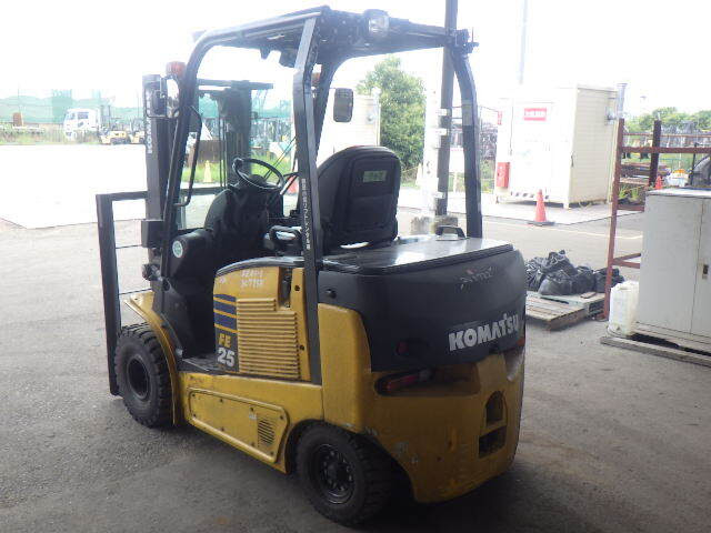 Xe nâng điện Komatsu 2.5 tấn FE25-1 (307758) - Ảnh 4