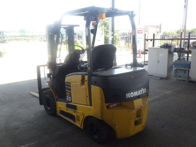 Xe nâng điện KOMATSU 2.5 tấn FE25-1 Seri 309377, Sx năm 2020 - Ảnh 5